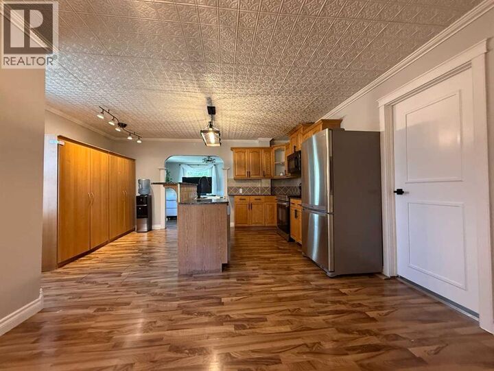 Property Photo:  505 6 Avenue  AB T9W 1A9 