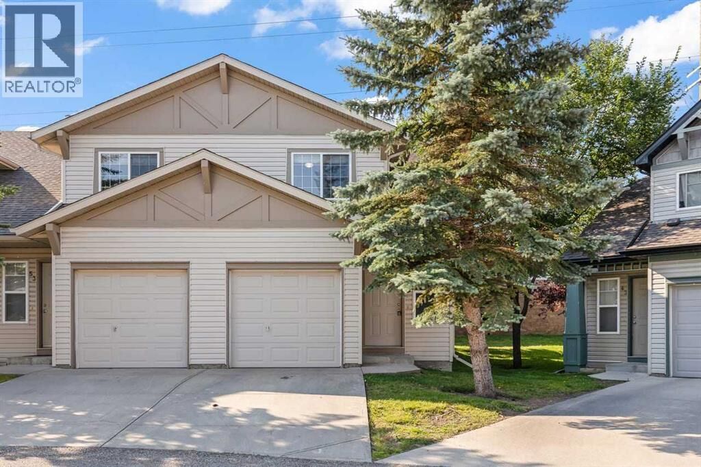 Property Photo: 51 Eversyde Court Southwest AB T2Y 4S3