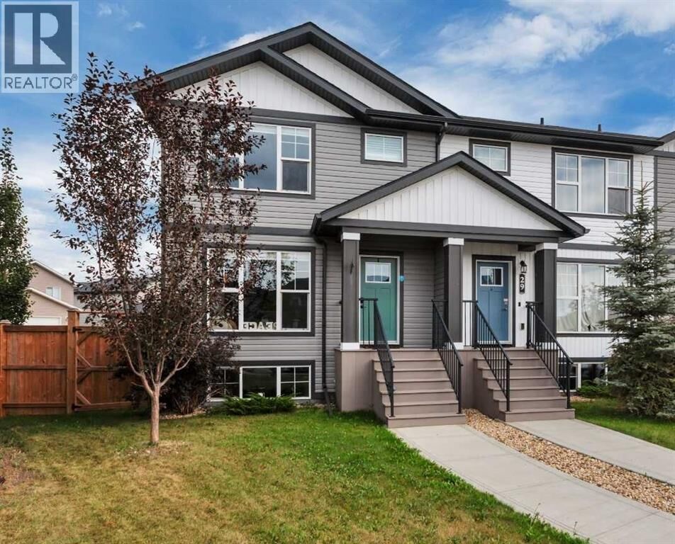 Property Photo: 30 Hawthorn Place AB T4S 0S2