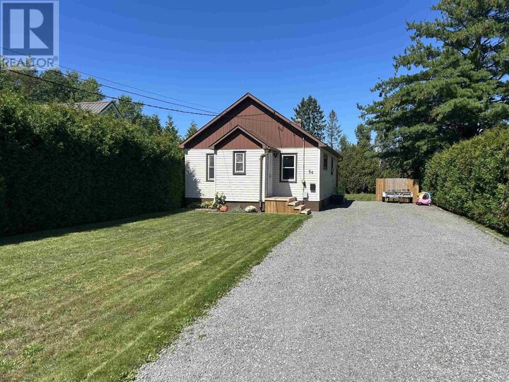 Property Photo:  54 Killarney Rd  ON P6B 4N8 