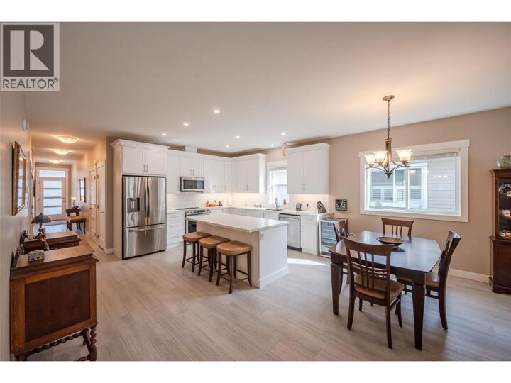 Property Photo:  389 10th Avenue  BC V0X 1N3 