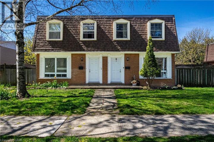 648 Francis Road — photo 1