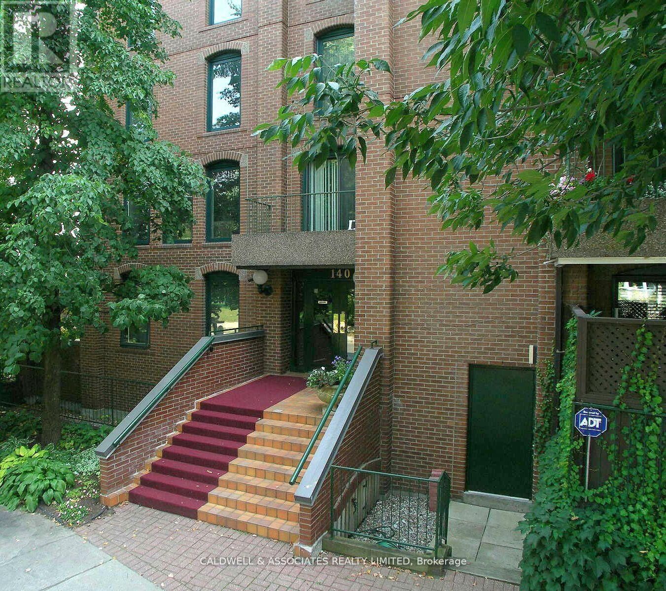 Property Photo:  140 Rideau Terrace 1  ON K1M 0Z2 