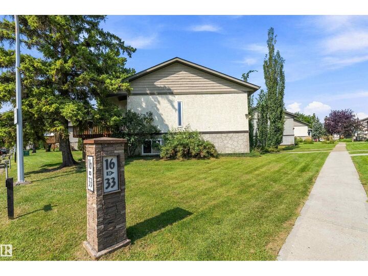 Property Photo: 33 Northwoods Vg NW AB T5X 1T2