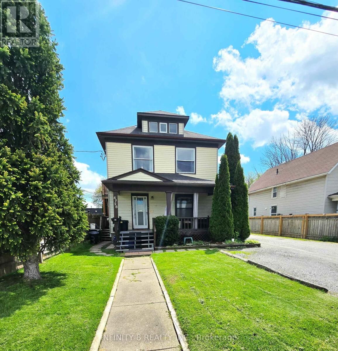 Property Photo: 4728 Bridge Street ON L2E 2R8