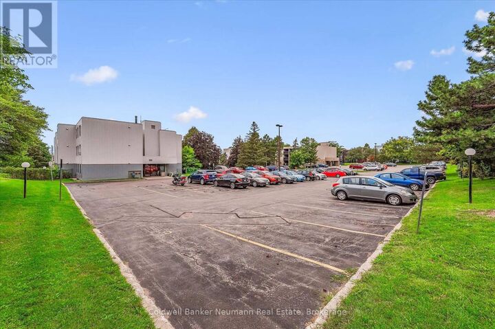 Property Photo:  65 Silvercreek Parkway North 407  ON N1H 7R9 