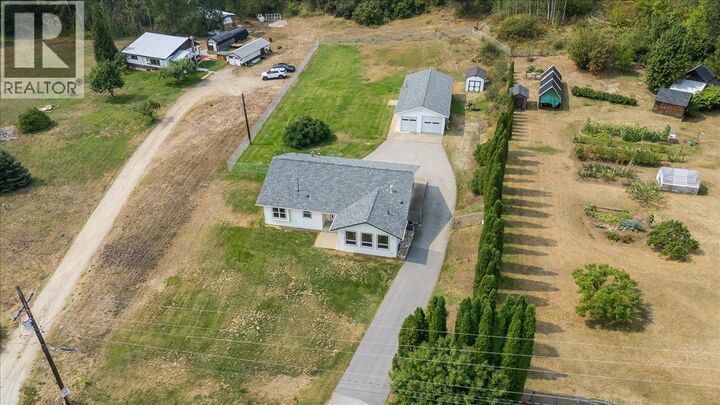 Property Photo:  900 China Creek Road  BC V0G 1G0 