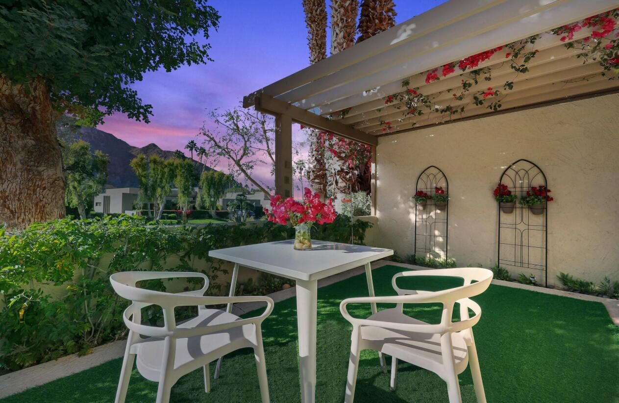 Property Photo:  46700 Mountain Cove Drive 5  CA 92210 