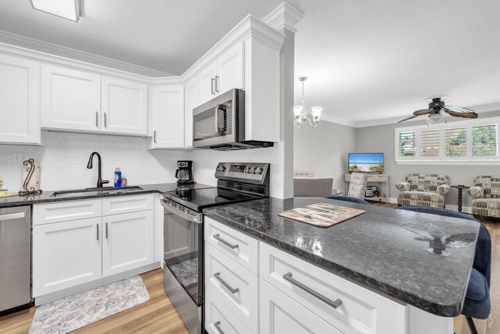 Property Photo: 3755 Scenic Hwy 98 402 FL 32541