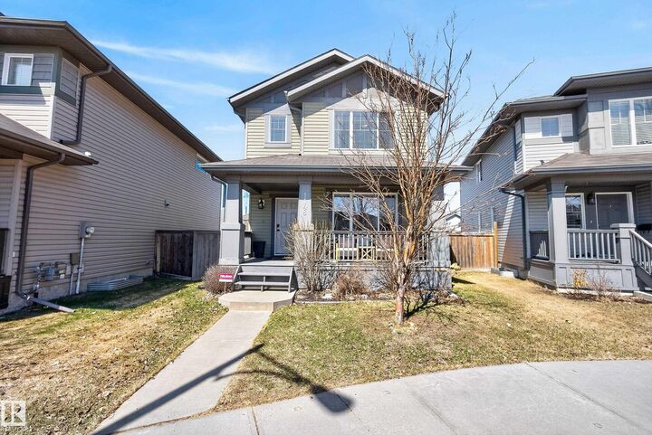 Property Photo:  1148 35 Avenue NW  AB T6T 0J6 