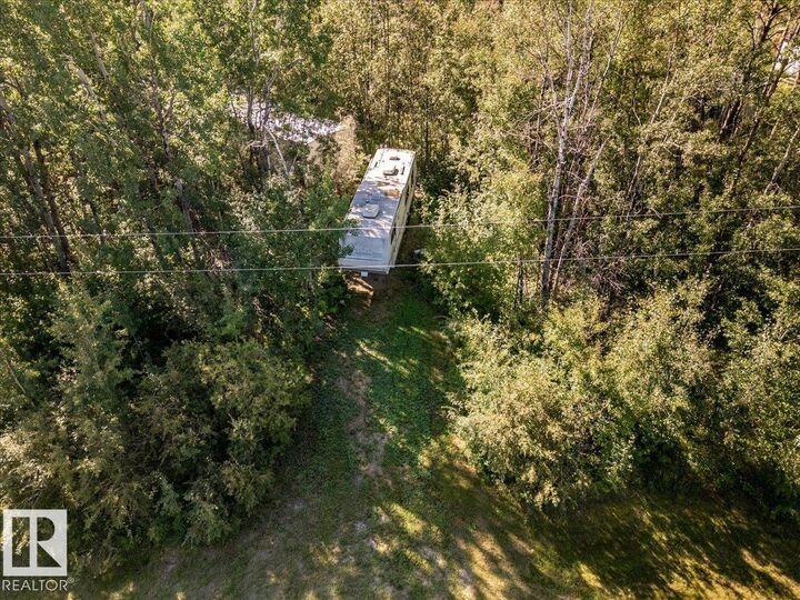 Property Photo: 473052 Rge Road 11 9 AB T0C 2C0
