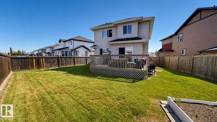 Property Photo:  14528 141 Street NW  AB T6V 1Y1 