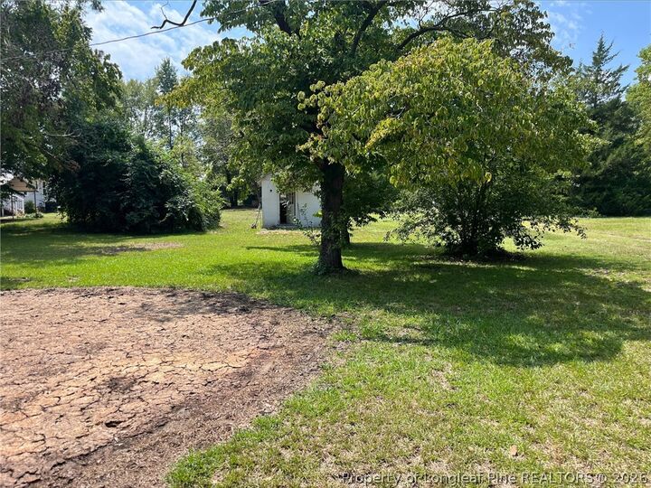 Property Photo:  5146 Matt Hair Road  NC 28312 