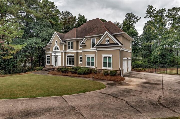 Property Photo:  807 Reagan Drive NW  GA 30012 