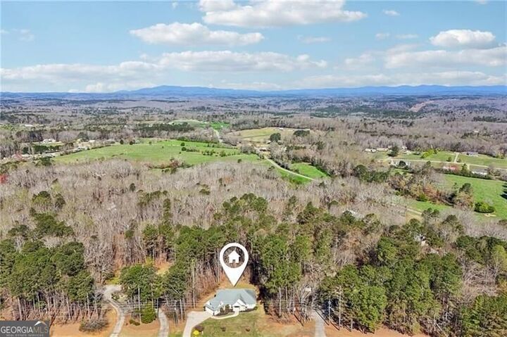 Property Photo: 7055 Bannister Road GA 30028