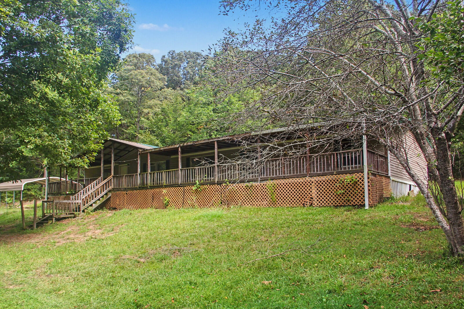 Property Photo:  215 Brett Lane  GA 30728 