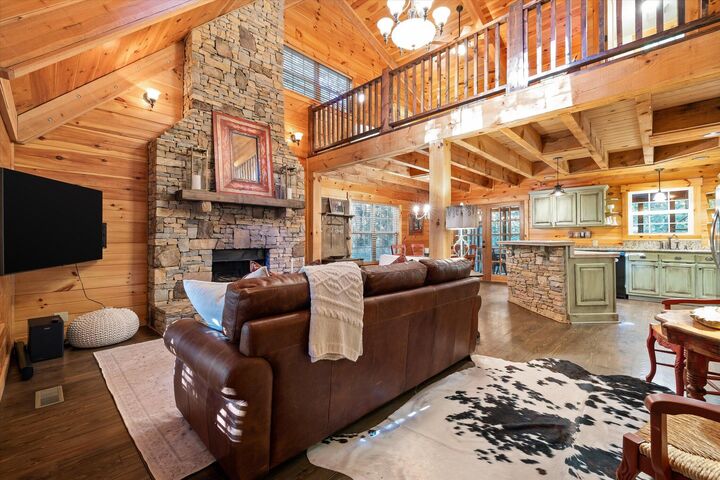 Property Photo:  611-5 Cove Road  AL 35984 