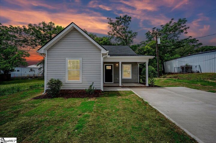 Property Photo: 438 N Forest Street SC 29303
