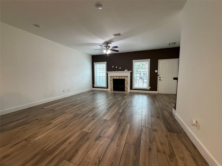 Property Photo:  3800 Tanglewilde Street 602  TX 77063 