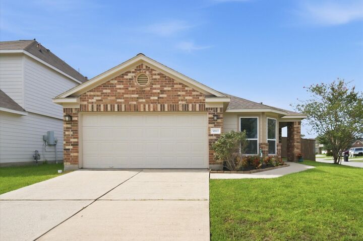 Property Photo:  9897 Expedition Trail  TX 77385 