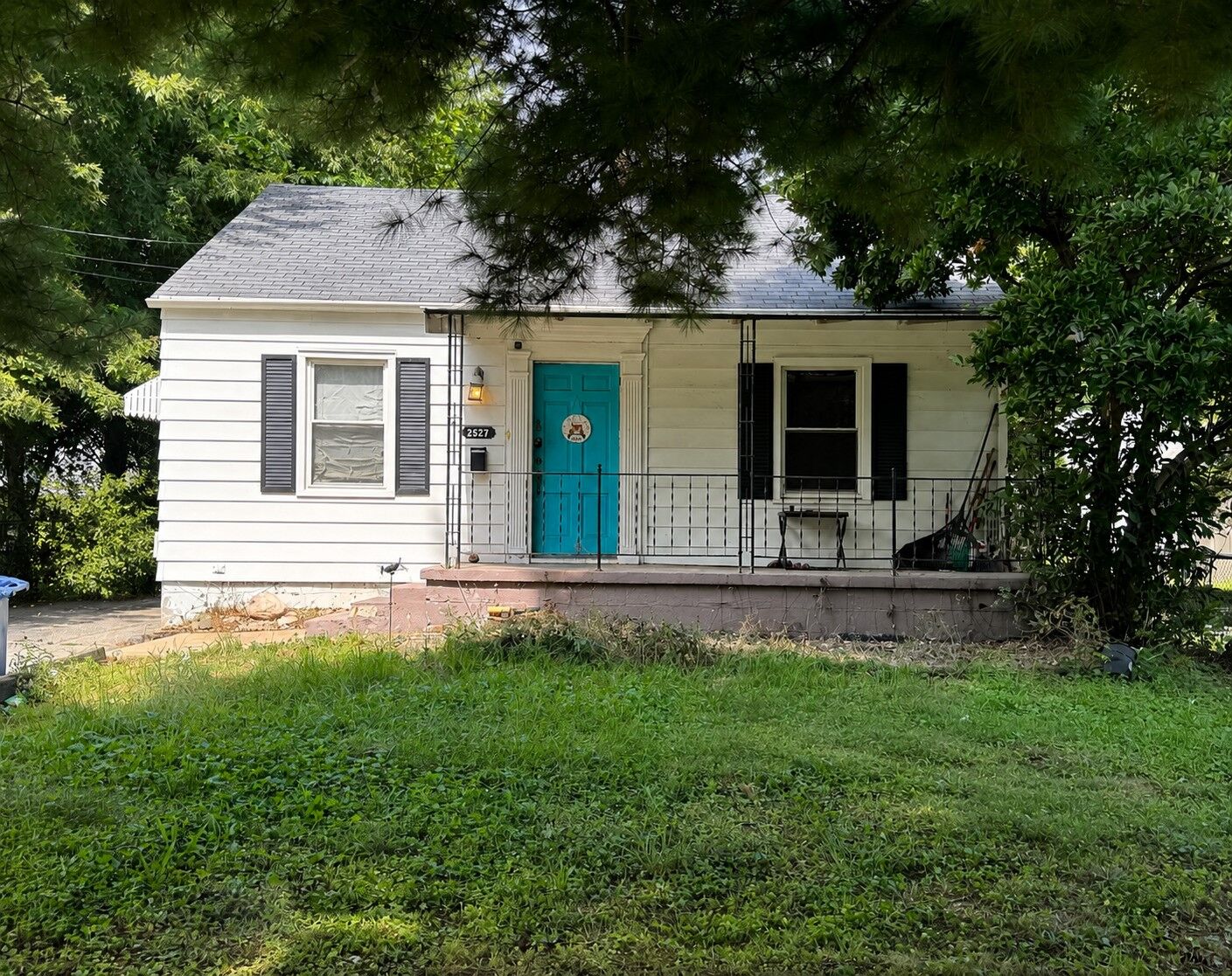 Property Photo: 2527 Adams Avenue IA 50310