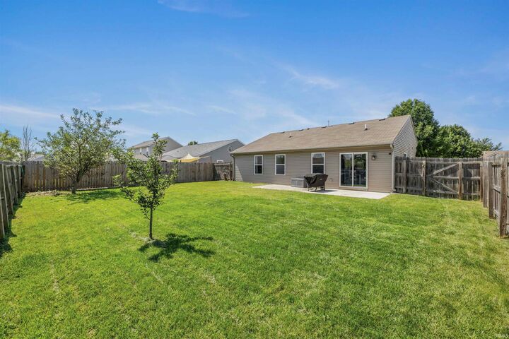 Property Photo:  3717 Fieldstone Chase  IN 46774-2195 