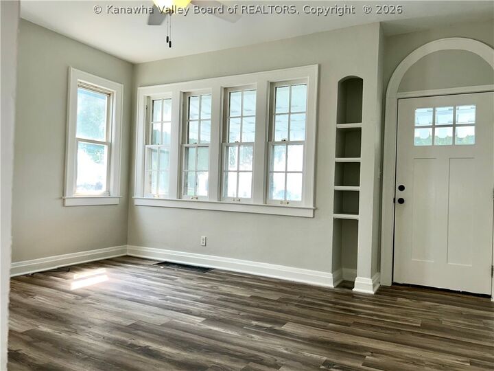 Property Photo:  2014 Jefferson Boulevard  WV 25550 