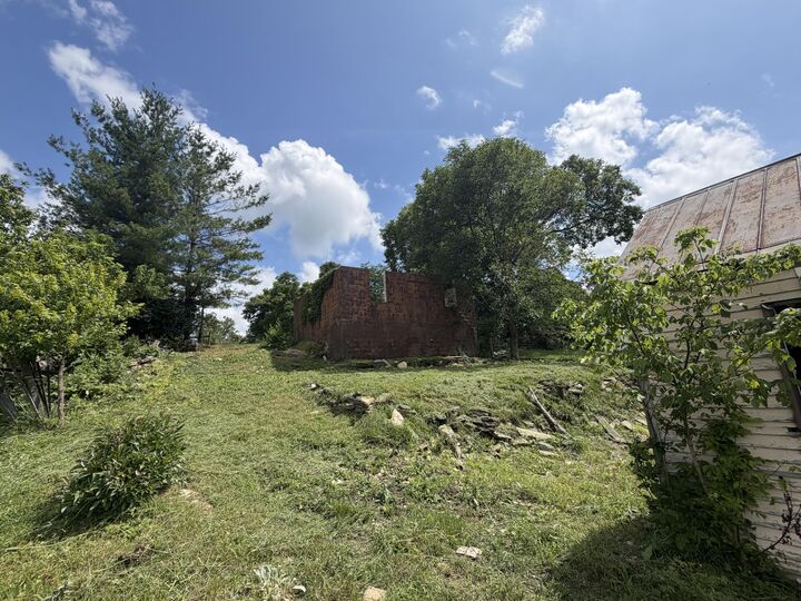 Property Photo:  229 Vine Street  KY 40370 