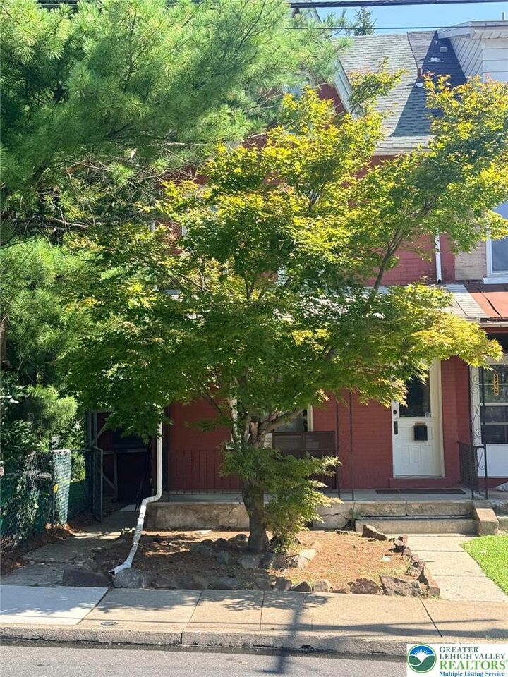Property Photo: 847 S Filmore Street 843 PA 18103