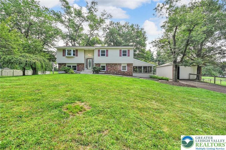 Property Photo:  2900 Thompson Road  PA 19438 