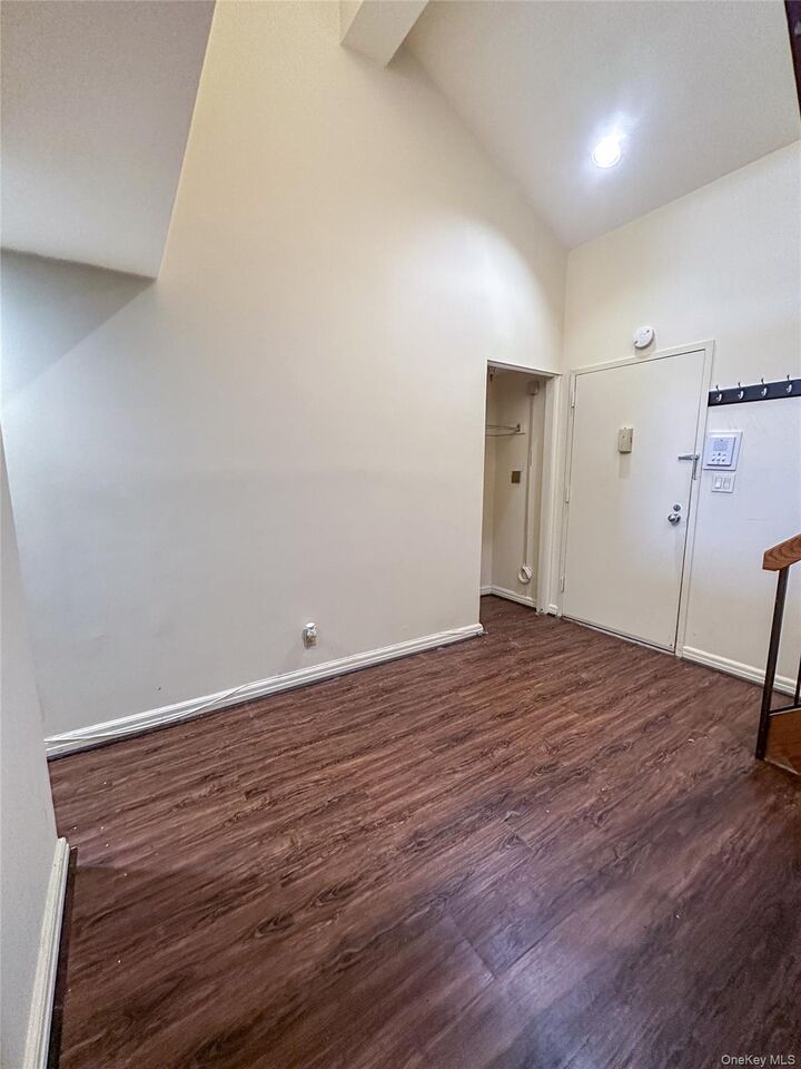 Property Photo:  4413 Villa At The  NY 10566 