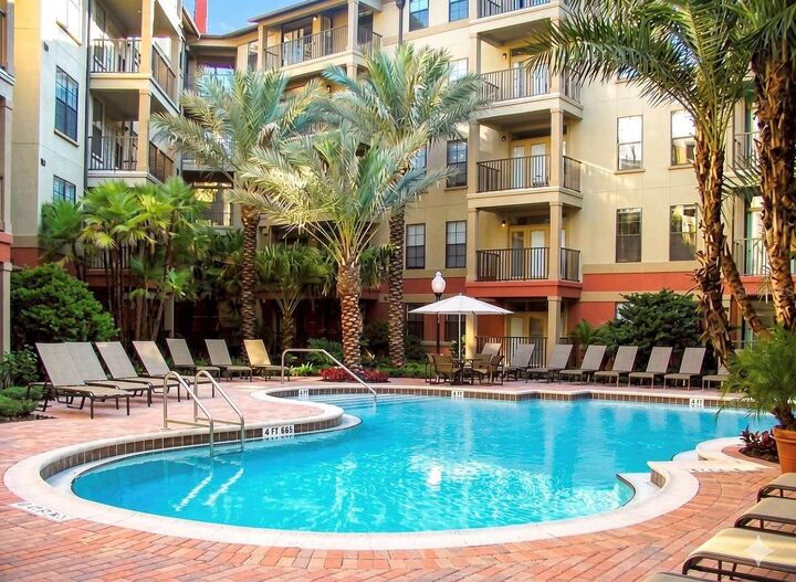 Property Photo: 911 N Orange Avenue 112 FL 32801