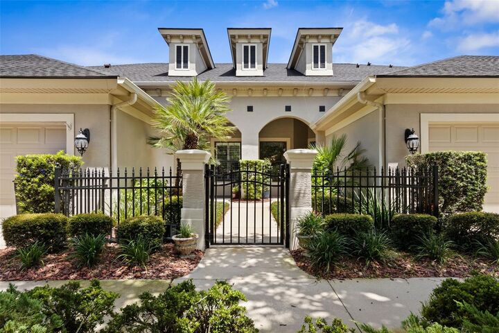Property Photo: 7 River Landing Drive FL 32137