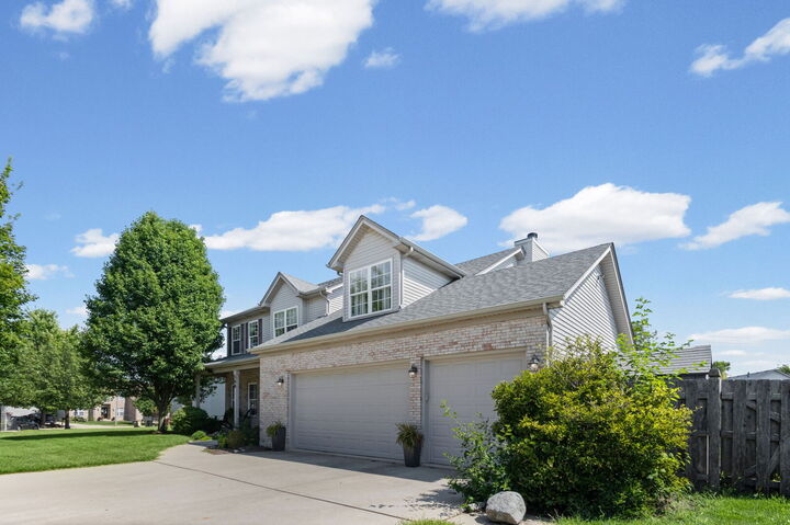 Property Photo:  398 Essex Drive  IL 60543 