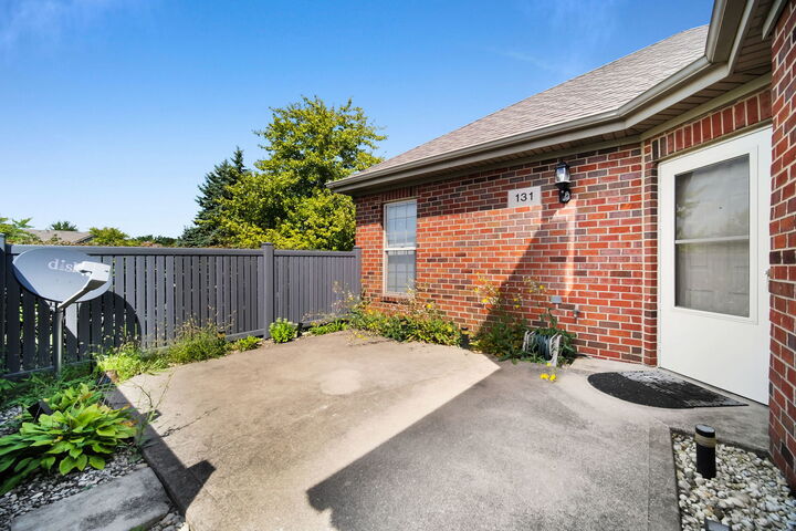 Property Photo: 131 E 163rd Street 16A IL 60473