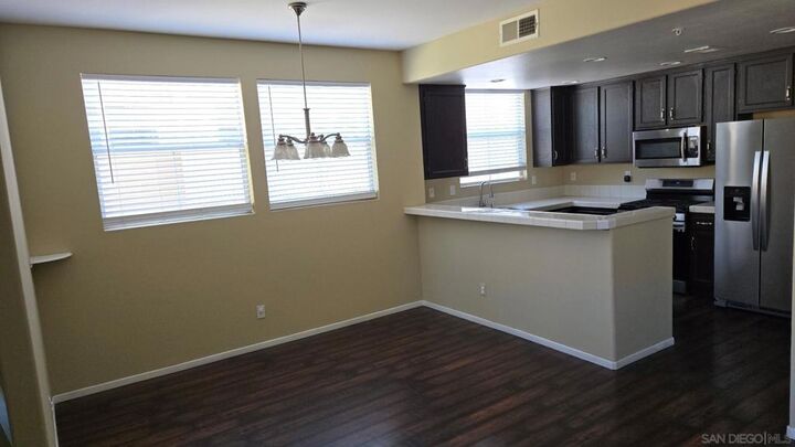 Property Photo: 1356 Nicolette 1413 CA 91913