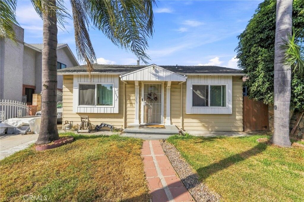 Property Photo: 3853 Josephine CA 90262