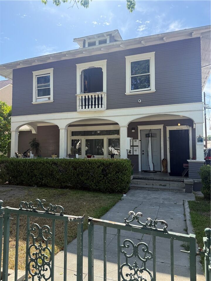 Property Photo:  1102 French  CA 92701 