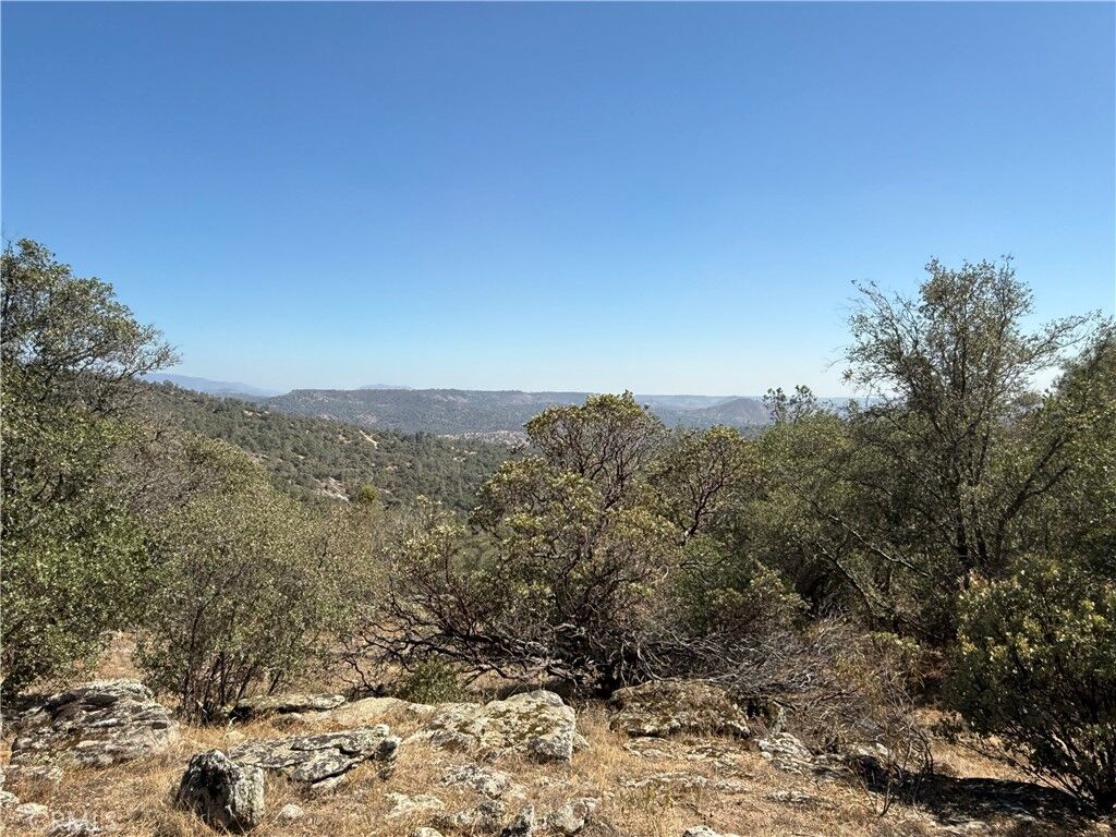 Property Photo: 0 39.77 Ac Flying O Ranch Rd. CA 93645