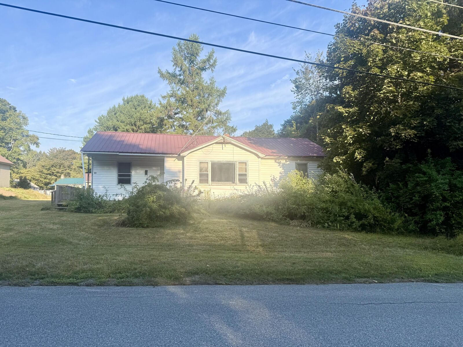 Property Photo:  43 Edwards Street  ME 04457 