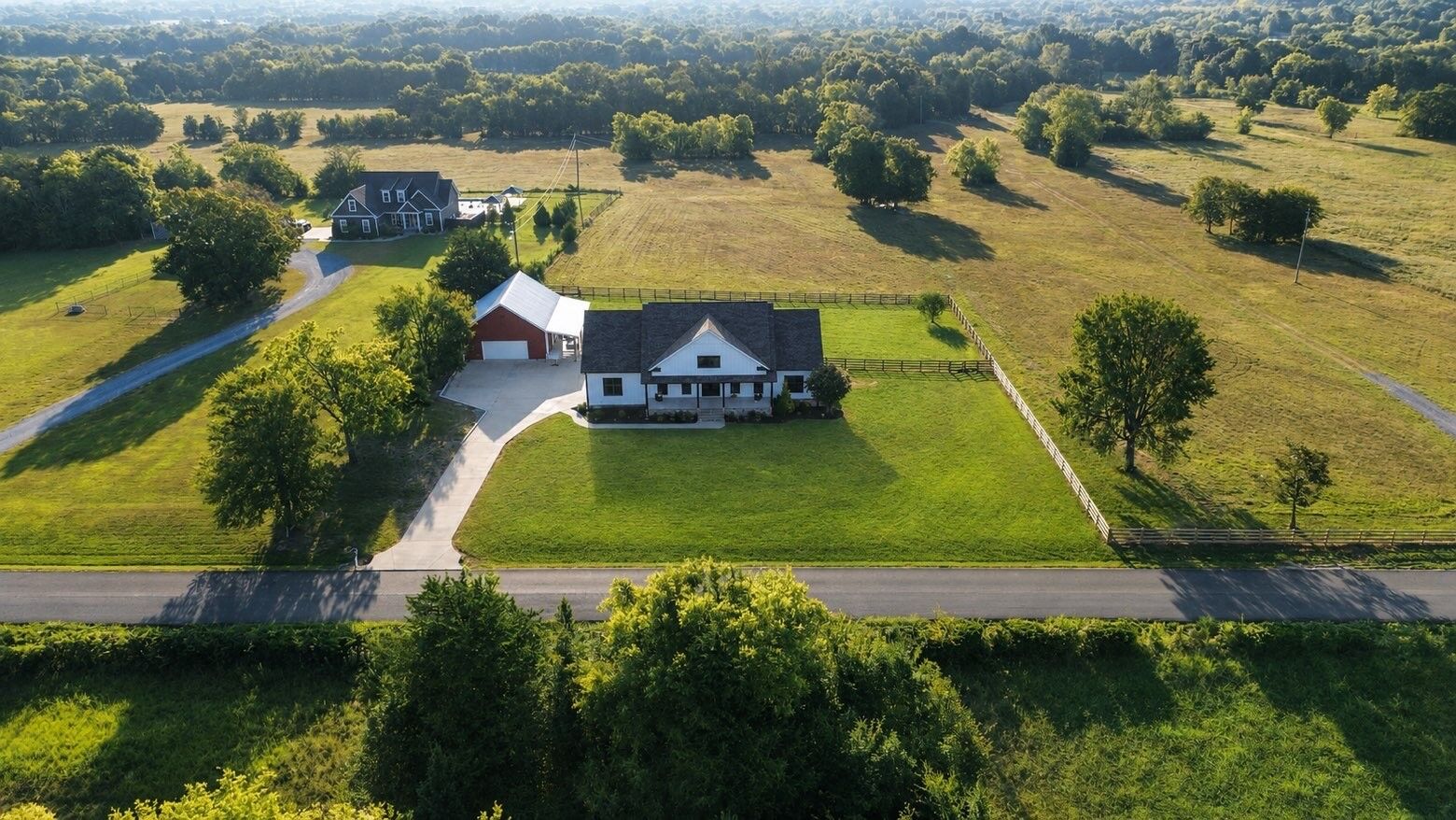Property Photo: 8593 Short Creek Rd TN 37037