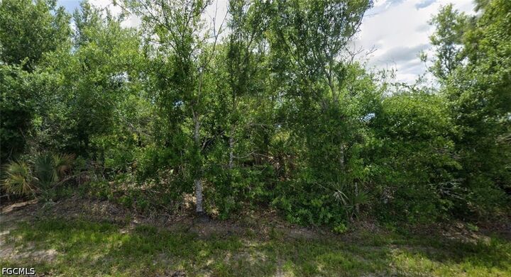 Property Photo: 5137 Rilke Lane FL 33981