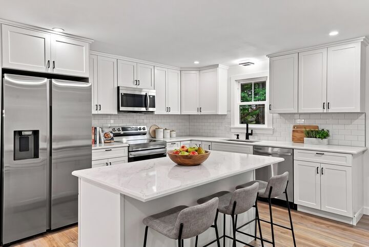 Property Photo:  153 Squantum Road  NH 03452 