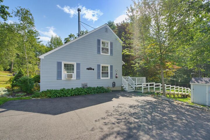 Property Photo:  176 Exeter Road  NH 03857 