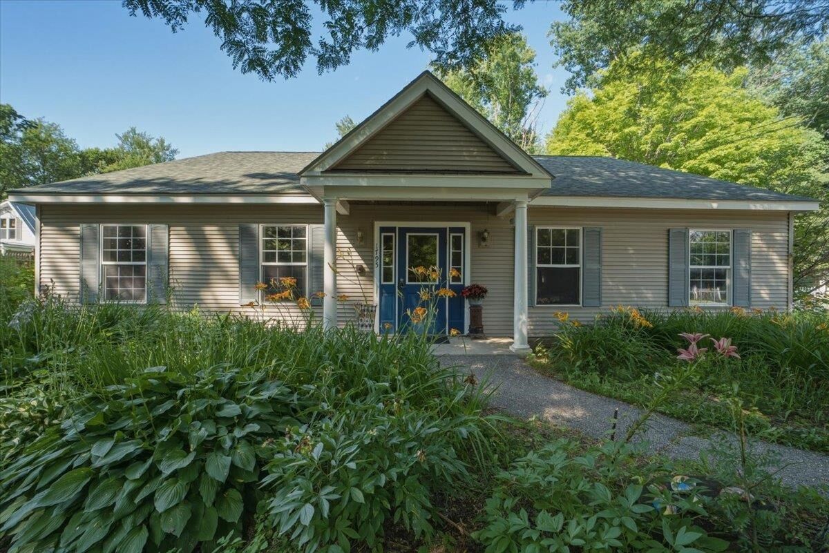Property Photo: 1795 Main Street VT 05446