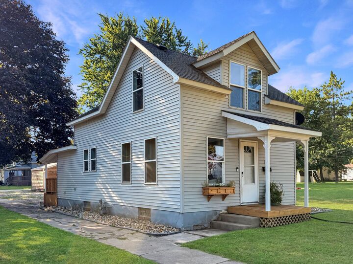 Property Photo:  284 2nd Street  MN 56175 
