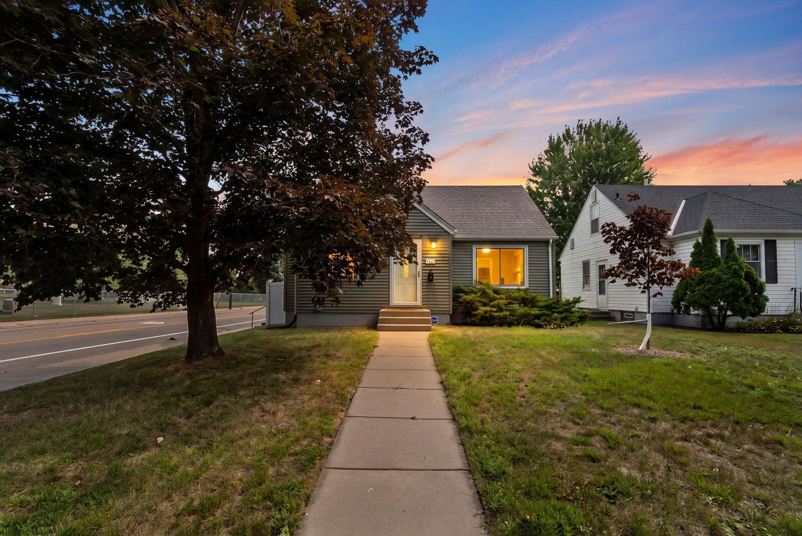 Property Photo:  4601 13th Avenue S  MN 55407 