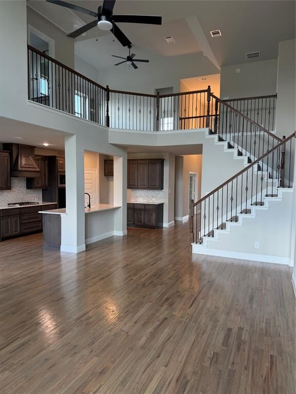 Property Photo:  613 Red Maple Road  TX 75165 