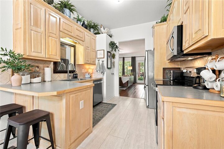 Property Photo:  12 Kendal Drive  AR 72714 
