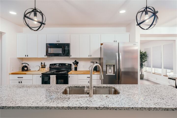 Property Photo:  18 Melbourn Drive  AR 72714 